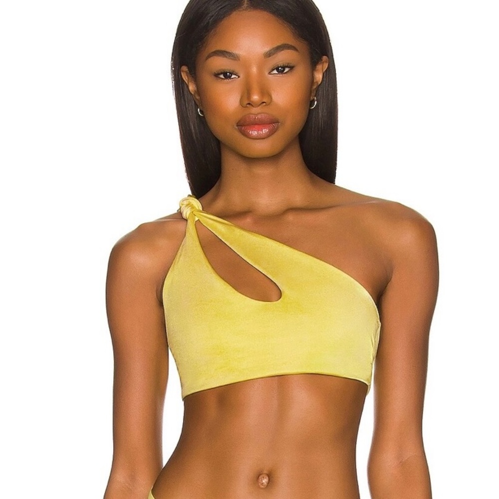 Bikini Top Baobab Taki Top One Shoulder Cut Out in Sunlight